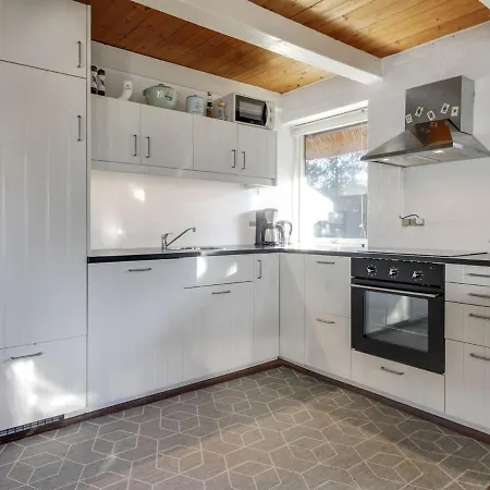 Anna - 1km From The Sea In Western Jutland By Interhome *